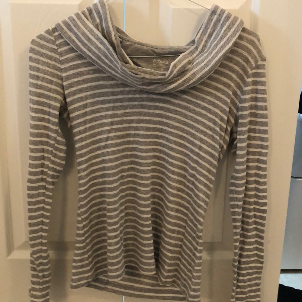 Grey sweater